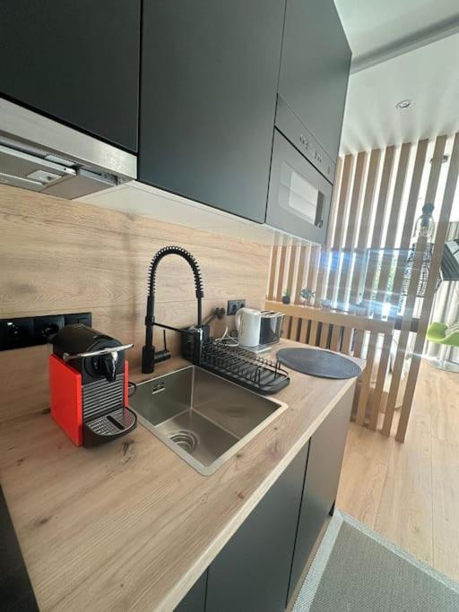 Апартаменты Tiny House Сан-Браш-ди-Алпортел Экстерьер фото